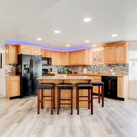 Modern Private Whole Unit 4 Bedroom Guest Suite King Bed Salt Lake City Exterior foto